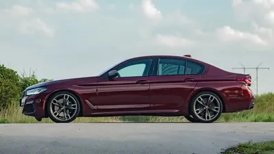 Изображения BMW M550i xDrive 2023 для дизайна