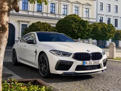 Фотографии BMW M8 Competition Gran Coupe 2023 с высоким разрешением 