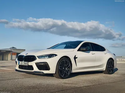 Фотографии BMW M850i Gran Coupe 2023 с разных ракурсов