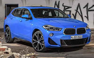 BMW X2 2023: Фотографии в зеркальном отражении