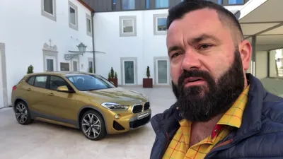 BMW X2 2023: фотографии приборной панели