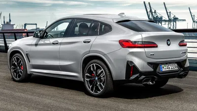 Изображения BMW X4 2023 на закате