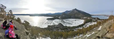 Заснеженные аллеи и величественные ели: фото Борового