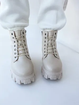 Зимние ботинки для женщин: Фото, где каждый размер — шаг к стилю