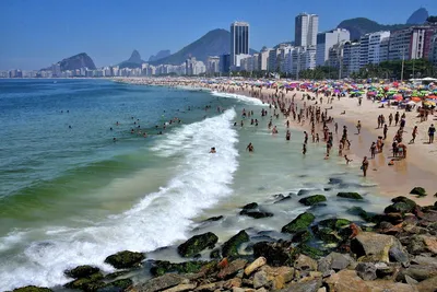 Фото Бразильянки на пляже: выберите размер изображения и формат для скачивания