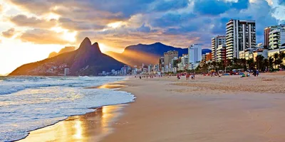 Фото с бразильянками на пляже: воплощение радости и наслаждения жизнью