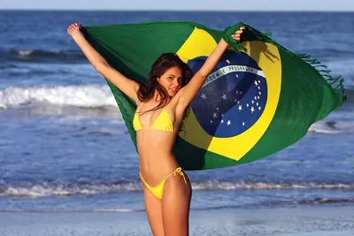 Скачать бесплатно фото бразильских девушек на пляже