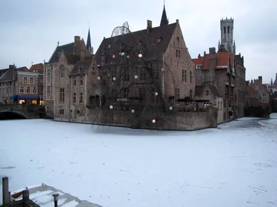 Брюгге в феврале: Фото, отражающие красоту зимы