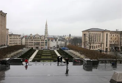 Фотография Брюсселя в зимний период: Заснеженные площади