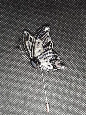 Фотка - Качественное изображение броши из бисера в стиле бабочки