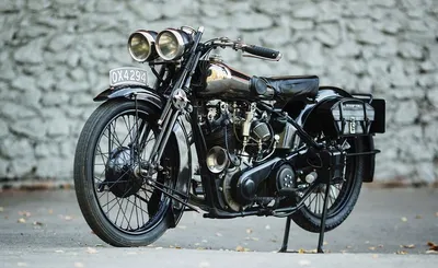 Уникальное изображение Brough Superior SS100 в формате webp