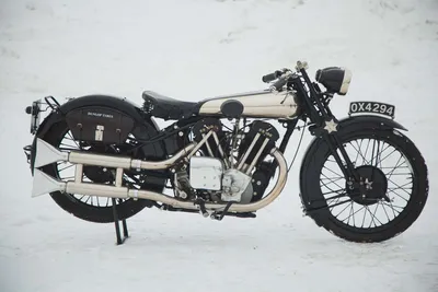 Фотография Brough Superior SS100 - мечта для мотофанатов (jpg)