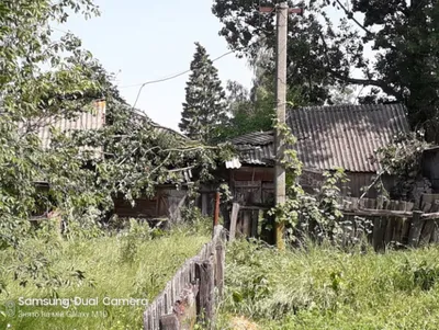 Фото уникального деревянного загородного дома: скачать HD изображение.