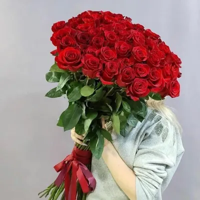 Фото изумительного букета с 55 розами