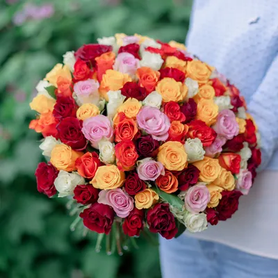 Фотография роскошного букета из 101 розы 40 см: выберите размер