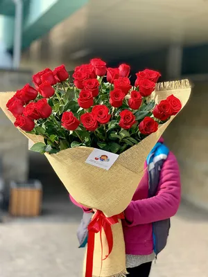 Роскошный подарок: букет из 37 роз