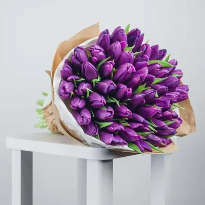 Фото букета из роз и тюльпанов - свежесть и благоухание