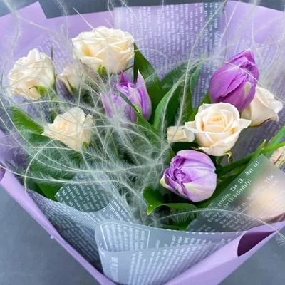 Фото букета из роз и тюльпанов - приветствие весны