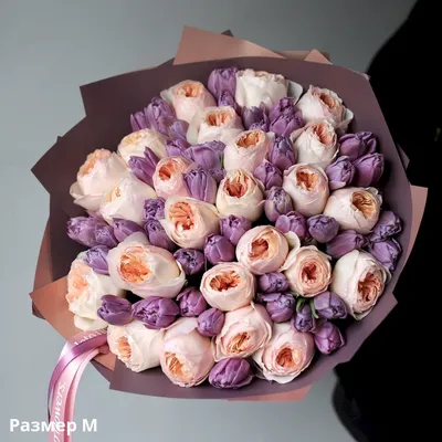 Букет из тюльпанов и роз фотографии