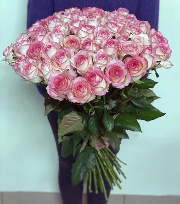 Фотография букета роз реальное - средний размер, формат webp