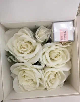 Изображение букета розовых роз для стильного дома - webp