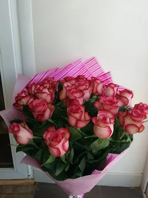 Фото букета розовых роз для украшения дома - JPG