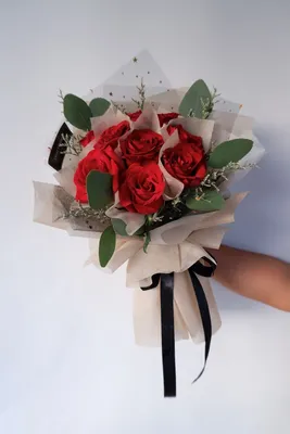 Фотография букета темных роз: выберите оптимальный формат