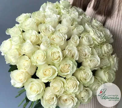 Фотография роскошного букета белых роз