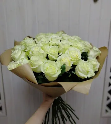 Улыбнитесь с фото букета белых роз