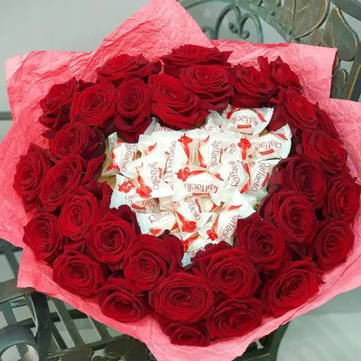 Изображение букета из конфетных роз в формате jpg для скачивания