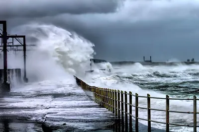 4K фотография бурного моря: детализированный вид в высоком разрешении