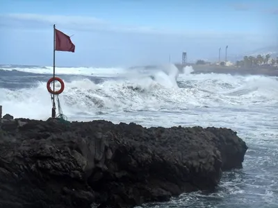 Подводный мир в HD: захватывающий океанский рисунок