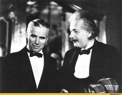 Чарльз Чаплин: оригинальное фото в формате WebP для оптимального качества