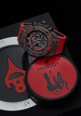 Изображения часов Hublot: макросъемка деталей