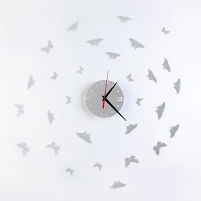 Часы бабочки: фотка JPG