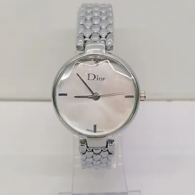 Обои с элегантными Часами Dior: выбирай и скачивай бесплатно.