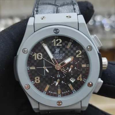 Стильные гифки с часами Hublot