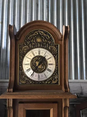 История времени: Часы напольные в ретроспективе