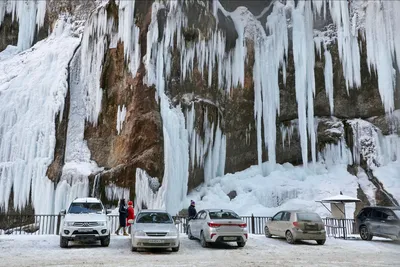 Чегемские водопады на загружаемых фотографиях