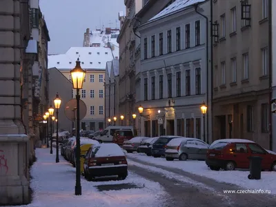 Зимний мир Праги: выберите свой формат и размер фото