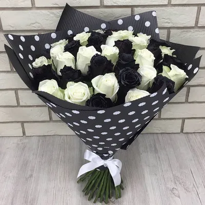 Изображение черно-белой розы для скачивания