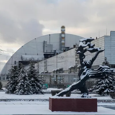Искусство зимнего света в Чернобыльском регионе: Фотоальбом