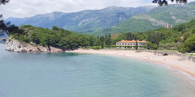 Приглашение на виртуальную экскурсию по пляжам Черногории