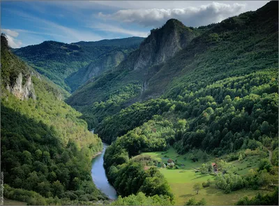 Впечатляющие виды Черногории: Скачайте фото в формате JPG