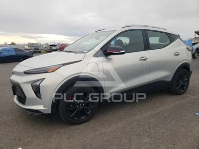 Chevrolet Bolt EUV 2023 в движении