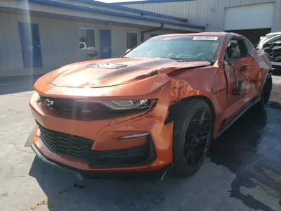 Chevrolet Camaro LS 2023: фото и изображения для любых нужд