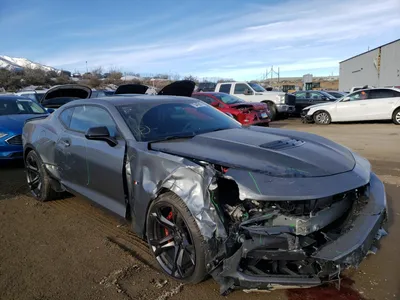 Фото Chevrolet Camaro LS 2023: выберите свою любимую композицию