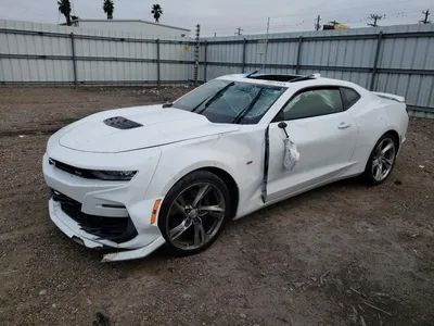 Посмотреть фото Chevrolet Camaro LT 2023