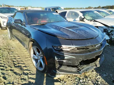 Chevrolet Camaro LT 2023 в полном размере