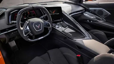 Chevrolet Corvette Stingray 2023: фото сзади